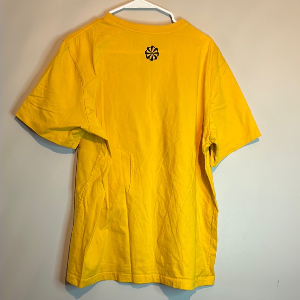 Nike Yellow Tee with Black Text - Picture 4 of 8